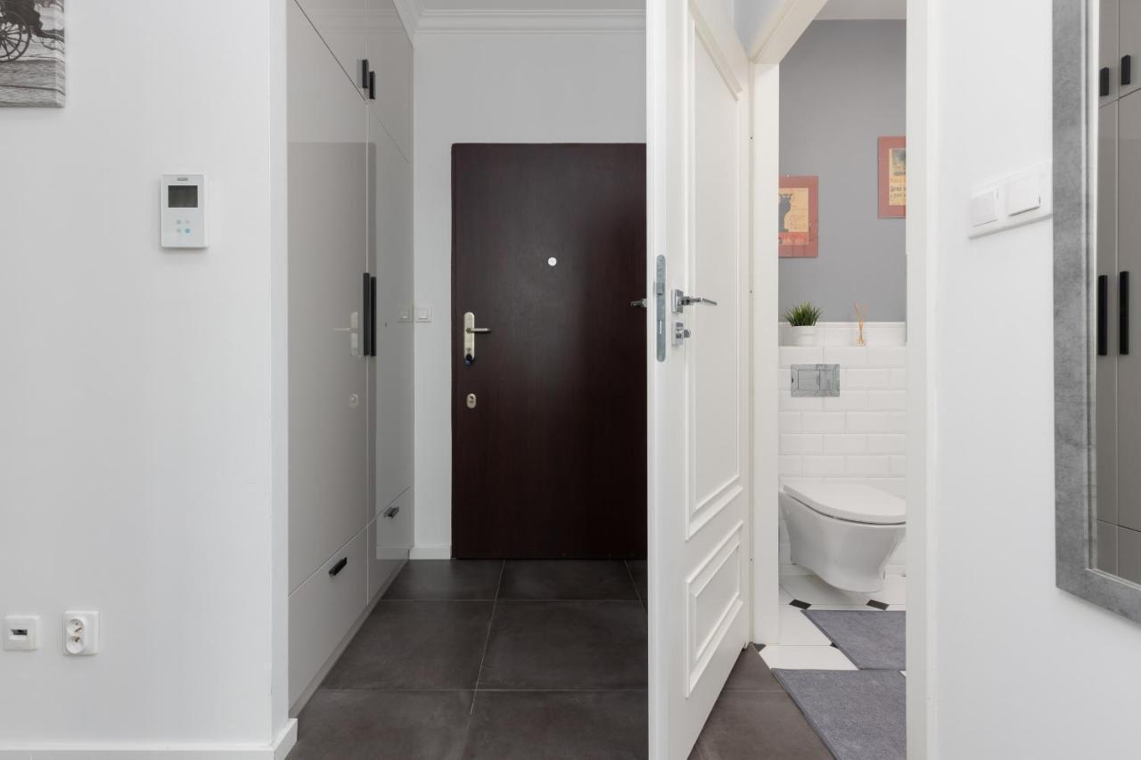 Warsaw Ursynow Apartment With Balcony By Noclegi Renters Exterior foto